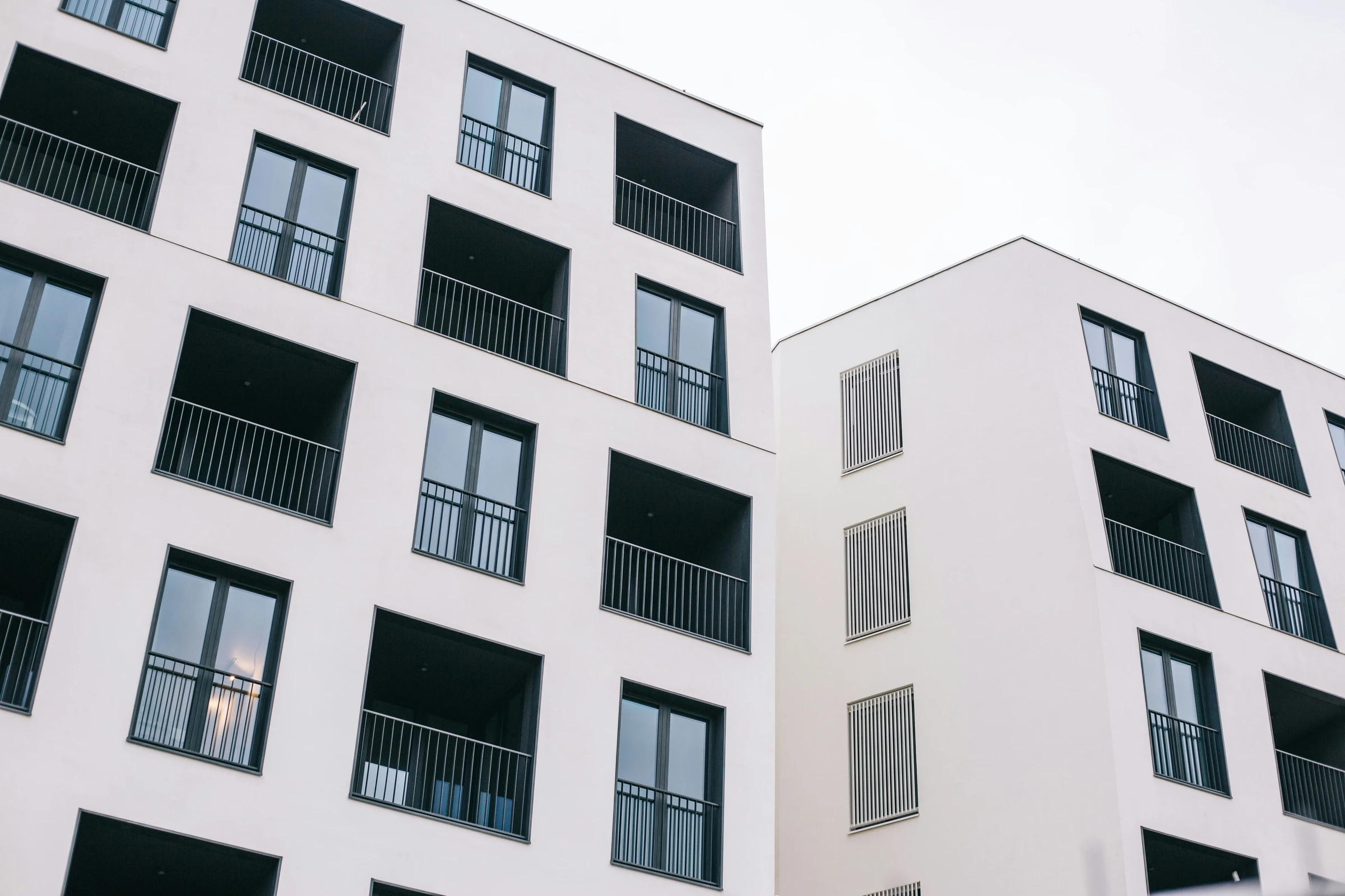 Illustratief beeld van appartementen met balkons